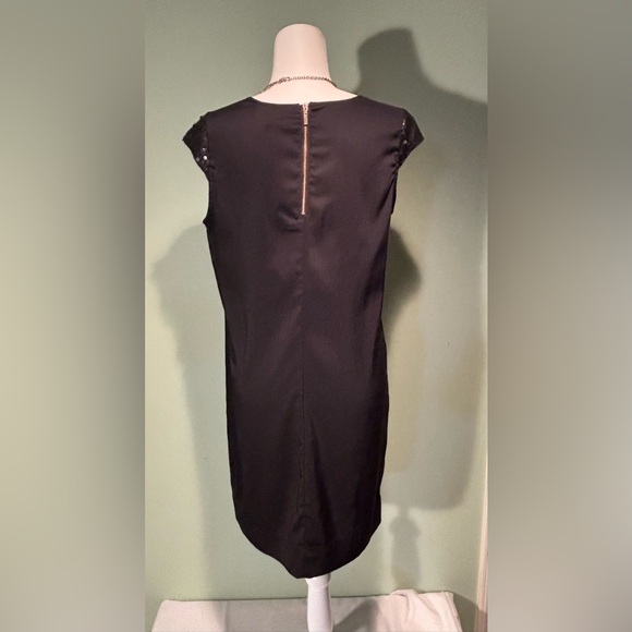 Mossino women’s black shift dress w/sequin cap sleeves size M.  NWOT - Picture 5 of 8